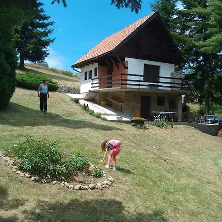 Planinska Kuca, Jagodnja Lägenhet Krupanj